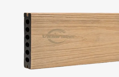 Hvor lenge varer WPC-dekk?